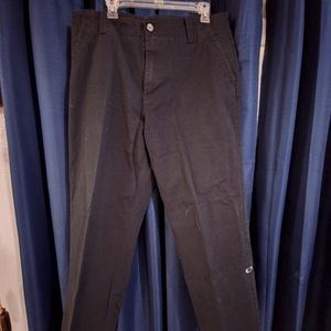 Oakley Icon men's pants in 38x32. lightly used in great condition